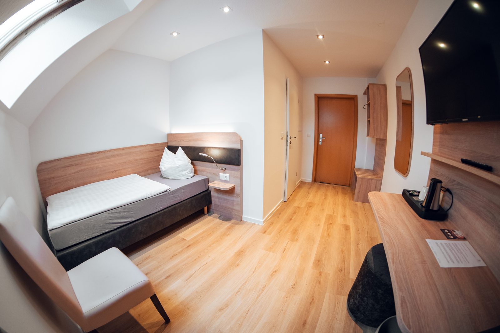 Einzelzimmer Badezimmer Ausstattung