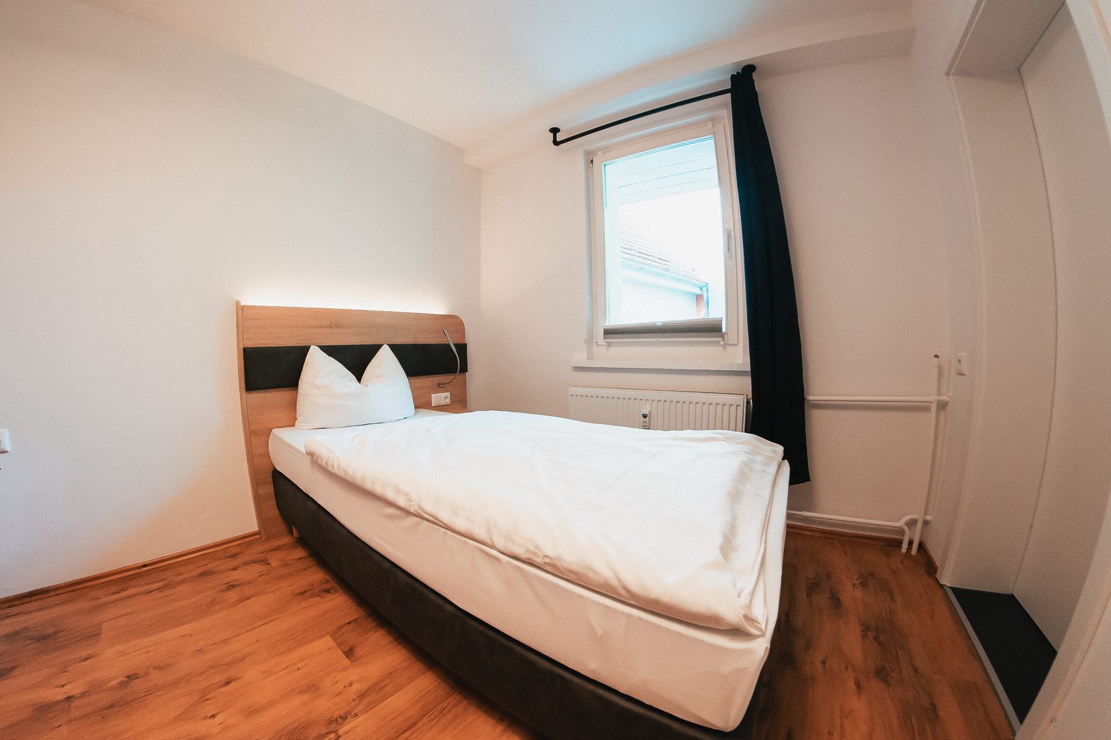 Einzelzimmer Dusche und WC