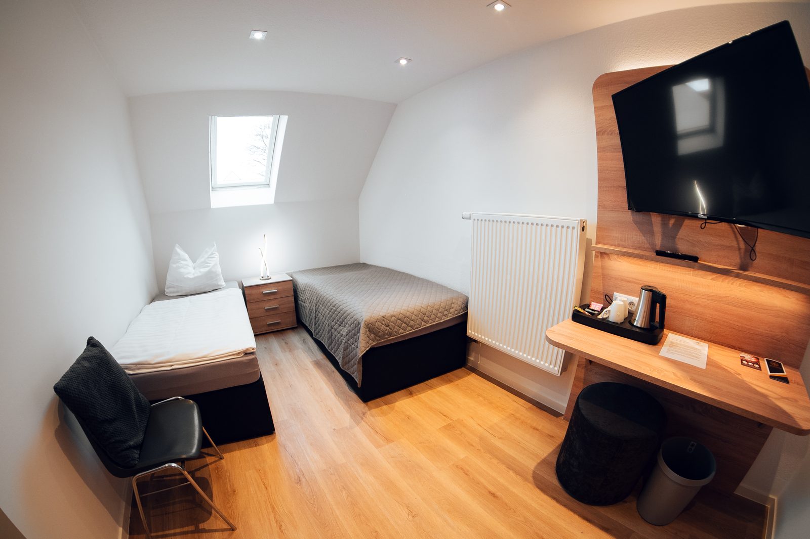 Zweibettzimmer mit getrennten Betten in Erfurt Altstadt